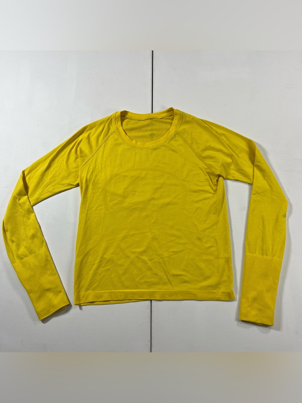 Lululemon Swiftly Tech Long Sleeve Crew Neck Shirt Thumb Holes Womens 8